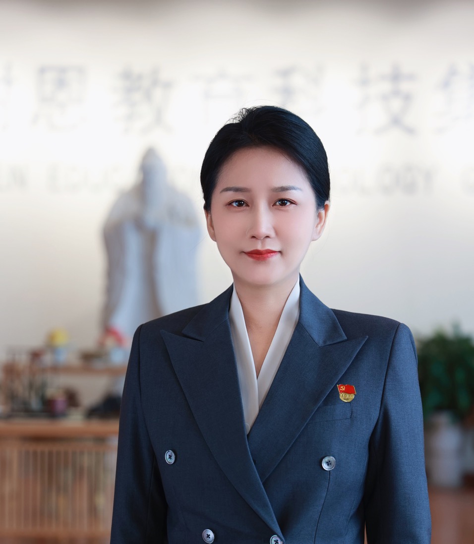 董事局黨委書(shū)記、副主席張冬冬